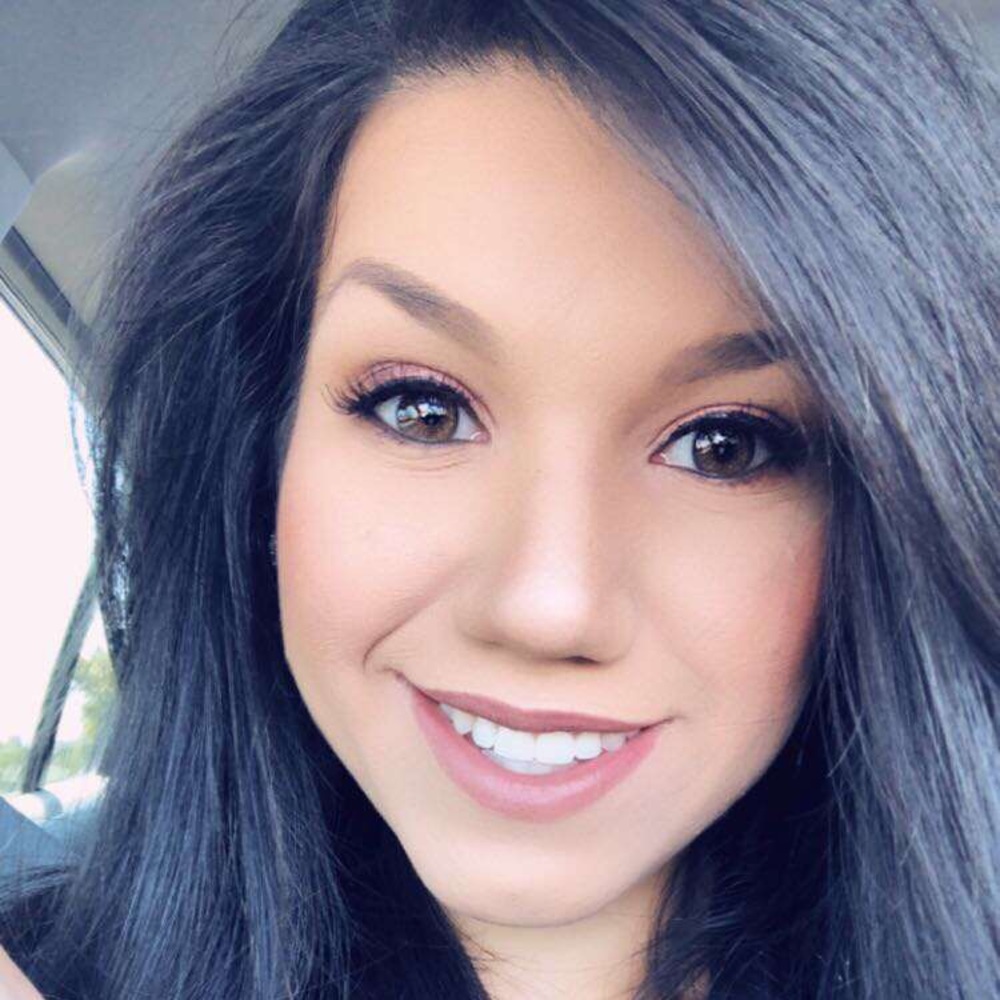 Meet your Posher, Kassie